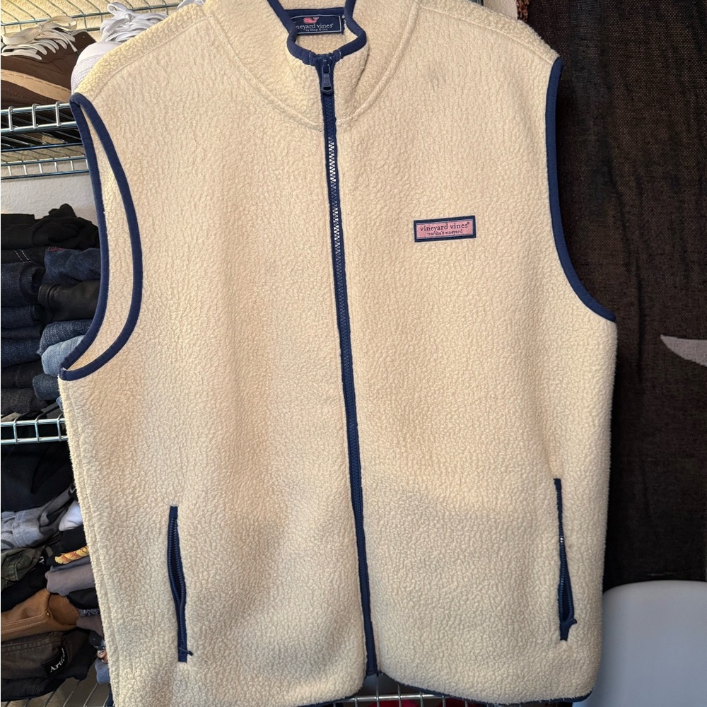 Vineyard Vines Cream Vest with Navy Trim